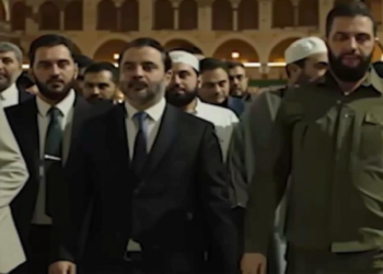 असद के तख्तापलट का एक साल: अल-शरा ने दुनिया को दिखाया सऊदी का रहस्यमय ‘गुप्त तोहफा