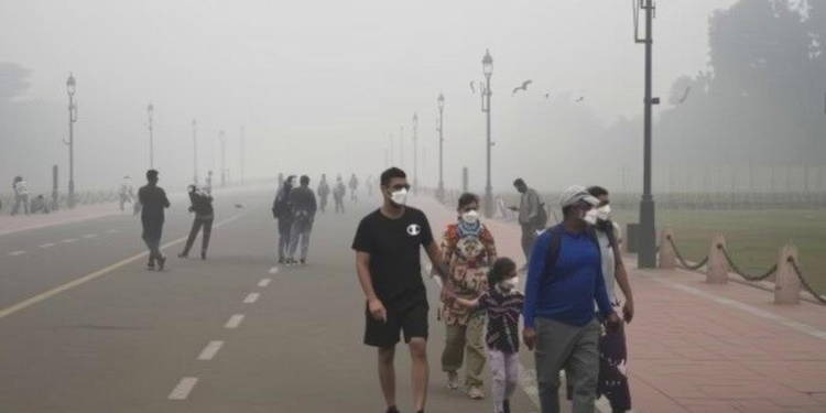 दिल्ली की हवा फिर हुई जहरीली, NCR में आने वाले दिनों में सांस लेना होगा मुश्किल!