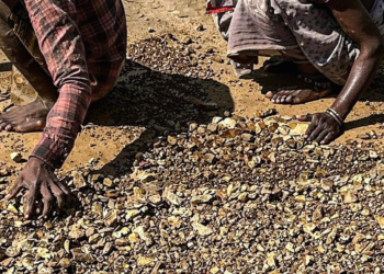 पन्ना की खदानों में महिलाओं के साथ हीरे के लिए ‘गंदे’ टोटके: राजी और जबरन का दर्दनाक सच