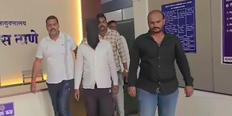 महाराष्ट्र में शादी के दबाव पर प्रेमिका की हत्या, शव जलाने का खौफनाक मामला