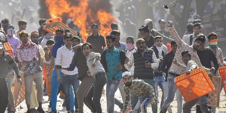 दिल्ली दंगा मामले में आरोपियों को जमानत की संभावना? सुप्रीम कोर्ट में कल भी होगी सुनवाई