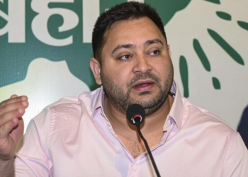 बिहार में हार के बाद तेजस्वी यादव पत्नी के साथ यूरोप में छुट्टियों का आनंद ले रहे हैं