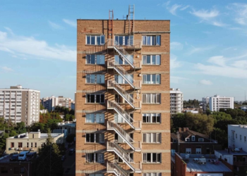 जकार्ता की 7 मंजिला इमारत में भीषण आग, 20 लोगों की दर्दनाक मौत-जानिए पूरी खबर