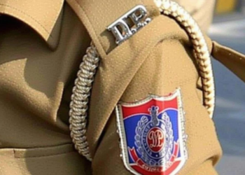 दिल्ली में महिला सब इंस्पेक्टर 15 हजार की रिश्वत लेते गिरफ्तार, 2 लाख रुपये की मांग का खुलासा