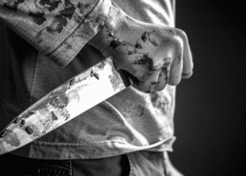 दिल्ली में 22 वर्षीय युवक की चाकू से हत्या, पुलिस हत्यारे की तलाश में जुटी