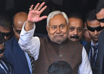 हम जिंदा हैं…! बताने को CSC सेंटर्स पर लगीं लंबी-लंबी लाइन, सरकार ने कहा- घबराएं नहीं