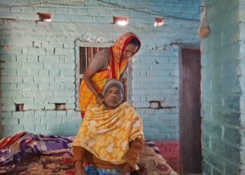 जहरीला पानी, लाचार प्रशासन! बिहार के दूधपनिया गांव में फ्लोराइड से लोग हो रहे अपंग, एक साल में 6 मौतों ने खोली सिस्टम की पोल