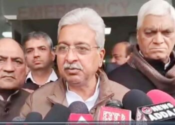 फरीदाबाद गैंगरेप पीड़िता से मिले कांग्रेस प्रदेश अध्यक्ष राव नरेंद्र, कानून व्यवस्था पर उठाए सवाल