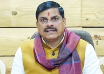 CM मोहन यादव का बड़ा एक्शन… इंदौर निगम कमिश्नर को नोटिस, अपर आयुक्त हटाए गए, लापरवाह इंजीनियर बर्खास्त