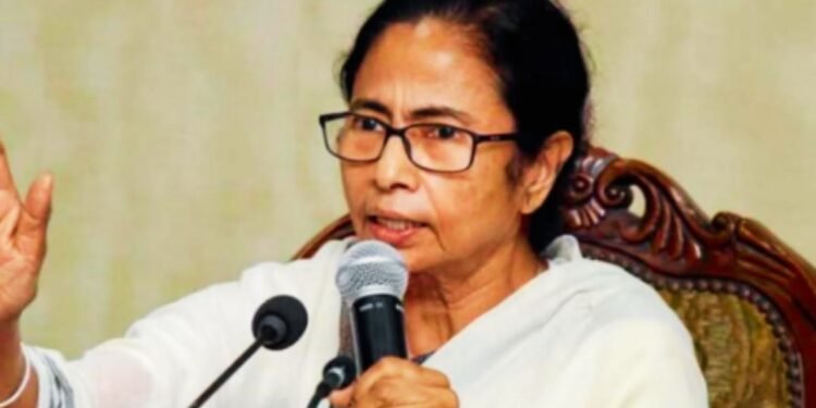 गंगासागर जाने वाले श्रद्धालुओं को ममता बनर्जी देंगी 2500 करोड़ की सौगात