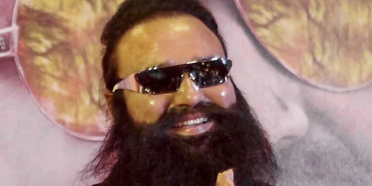 पैरोल पर पैरोल… राम रहीम को रिहा ही क्यों नहीं कर देते, 8 साल की सजा में 387 दिन बाहर बिताए