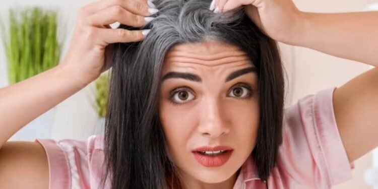 Premature Grey Hair: कम उम्र में सफेद बाल? कुंडली में छिपा है कारण
