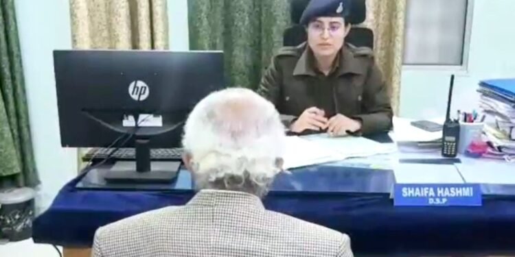 बैतूल में 3 दिन तक कैमरे की निगरानी में रहा रिटायर्ड बैंक अफसर, ₹23 लाख गंवाए, गोल्ड लोन लेते समय खुला राज
