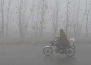 उत्तर प्रदेश और बिहार में अचानक इतनी क्यों बढ़ रही है ठंड?  जानिए वजह