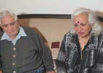 डिजिटल अरेस्ट थे बुजुर्ग दंपति… थाने पहुंचे तो वीडियो कॉल पर थे, ठगों ने दिल्ली पुलिस के SHO को भी धमका दिया