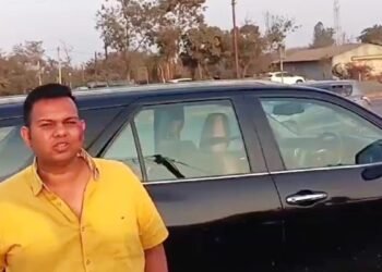 ‘दो-चार कुचल जाएं तो फर्क नहीं पड़ता, सब निपटा लेंगे’, जबलपुर में खनन माफिया ने तहसीलदार को दी धमकी, ड्राइवर से कहा- तू डंपर चढ़ा दे