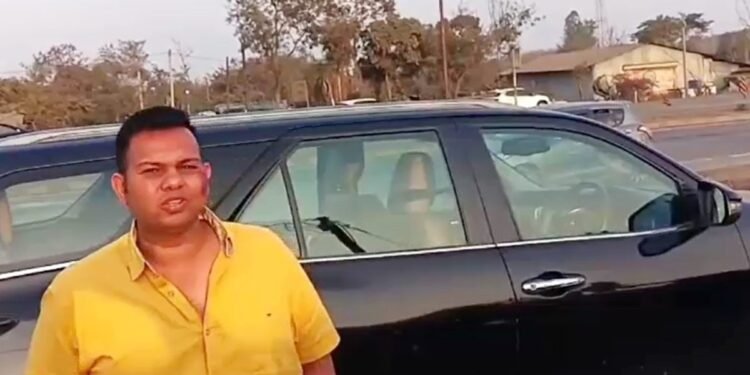 ‘दो-चार कुचल जाएं तो फर्क नहीं पड़ता, सब निपटा लेंगे’, जबलपुर में खनन माफिया ने तहसीलदार को दी धमकी, ड्राइवर से कहा- तू डंपर चढ़ा दे