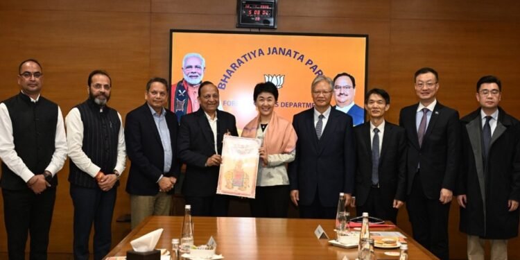 दिल्ली में BJP-RSS मुख्यालय पहुंचे चीनी कम्युनिस्ट पार्टी के नेता, कांग्रेस बोली- ये देशद्रोह है…