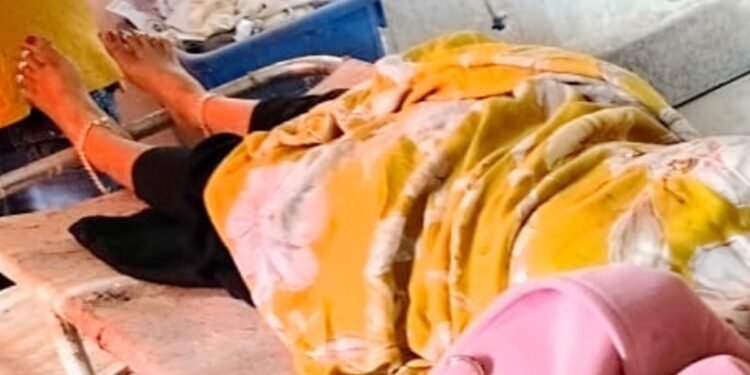 ‘तूने मेरी नाक कटवा दी…’, ससुराल से प्रेमी संग भागी बेटी, पिता ने ढूंढकर मार दी गोली; मां ने दी पुलिस को खबर