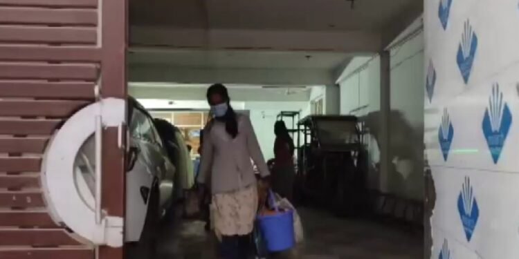 पटना का शंभू गर्ल्स हॉस्टल सील, NEET छात्रा की मौत के बाद लड़कियों ने रातो-रात खाली की बिल्डिंग