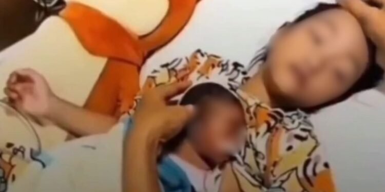 9 साल की लड़की ने दिया बच्चे को जन्म? क्या है वायरल तस्वीर के पीछे का सच