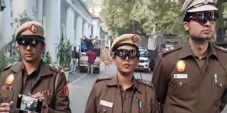 परेड के दौरान हर चेहरे पर नजर, गणतंत्र दिवस पर AI चश्मा पहने दिखेगी दिल्ली पुलिस