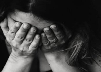 घर में अकेली थी 19 साल की बीमार साली, जीजा ने तोड़ी रिश्तों की सारी हदें… सास के आते ही फरार