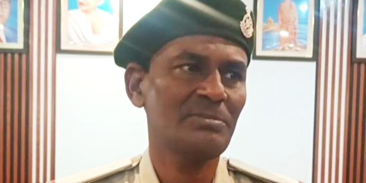 पन्ना के जंगलों से दिल्ली तक गूंजा फॉरेस्ट गार्ड जगदीश का नाम, PM मोदी से मिली तारीफ