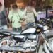 भोपाल VIP रोड स्टंट…  स्प्लेंडर पर सवार 7 लड़कों को पुलिस ने दबोचा, थाने में लगवाई उठक-बैठक