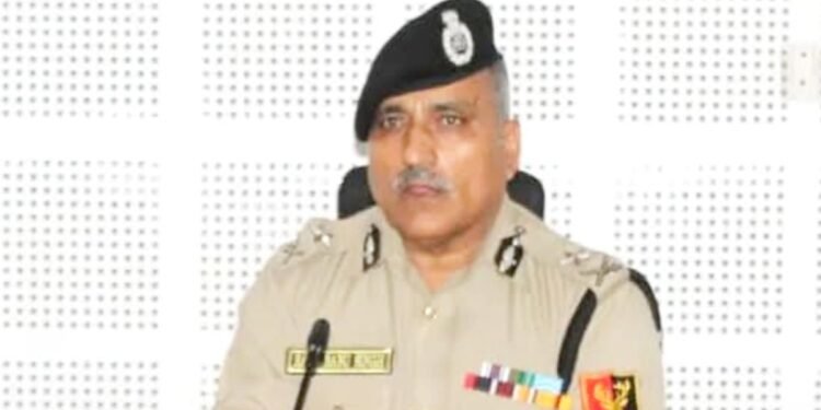 ‘कुरान के साथ गीता भी पढ़ें, रोशन होगा भविष्य’,  मदरसा छात्रों से बोले सीनियर IPS राजा बाबू सिंह