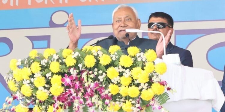 सीएम नीतीश का बड़ा फैसला, अब महिलाओं को मिलेगी 2 लाख तक की मदद