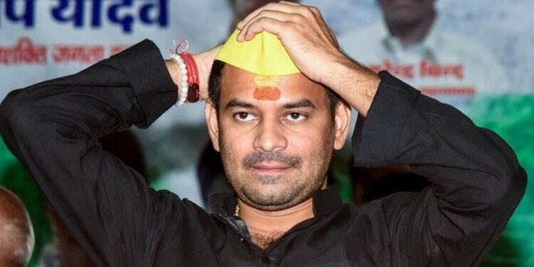 तेजप्रताप यादव ने खाली किया बंगला, मंत्री लखेंद्र पासवान बोले- पंखा-AC गायब… बल्ब, कुर्सी भी ले गए