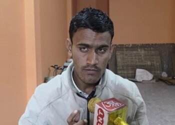 हौसले की उड़ान! दृष्टिहीन युवक मजबूत इरादों से बना पोस्ट मास्टर, जानिए शम्भूलाल की कहानी