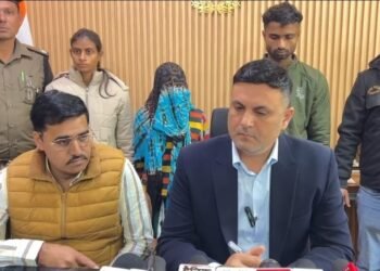 पत्नी ने प्रेमी संग रची हत्या की खौफनाक साजिश, शराब पिलाकर किया मर्डर, फिर शव को रेलवे ट्रैक पर फेंका