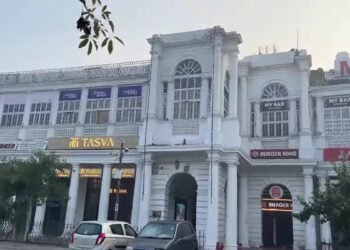 दिल्ली: बर्थडे पार्टी मनाने गए व्यापारी की हत्या, डिलीवरी एजेंट्स ने हेलमेट से पीट-पीटकर ली जान