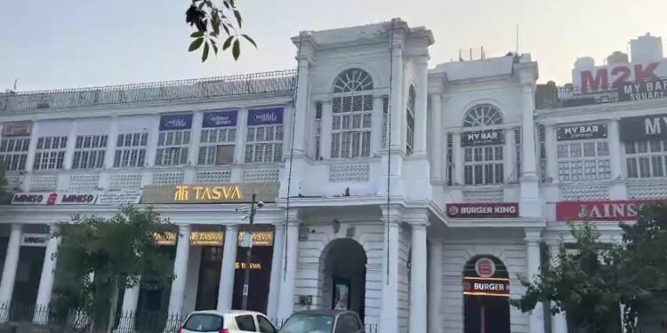 दिल्ली: बर्थडे पार्टी मनाने गए व्यापारी की हत्या, डिलीवरी एजेंट्स ने हेलमेट से पीट-पीटकर ली जान