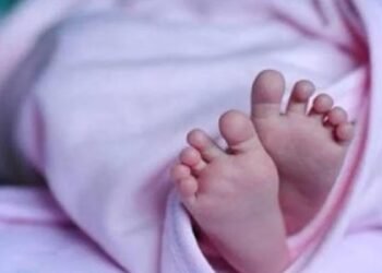 पॉलिथीन में बंद एक दिन की बच्ची की लाश…,पैदा होते ही कूड़े के ढेर में फेंक गया कोई