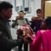 बिहार: नर्स बोली ऑपरेशन से बेटा हुआ है, नसबंदी कर दें, कुछ देर बाद कपड़े में लपेटकर स्वास्थ्य कर्मियों ने कही ये बात, मचा हंगामा