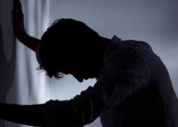 रात में दरवाजा खुला रखवाते थे सीनियर… इंदौर में MBBS छात्र की खुदकुशी, चौंकाने वाला खुलासा