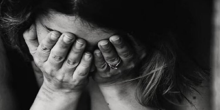 क्लास के 5 नाबालिग लड़कों ने 9वीं की छात्रा से किया गैंगरेप, वायरल किया अपनी ही करतूत का वीडियो