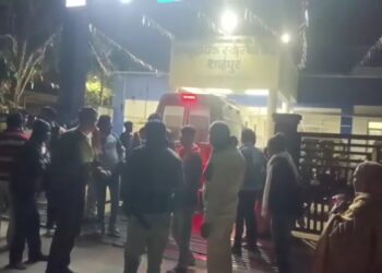 MP: ट्रक ने पति-पत्नी को कुचला, हुई मौत… चमत्कार ने बचाई ढाई साल की बच्ची की जान