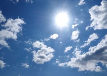 स्वेटर उतारने का वक्त आ गया? दिल्ली से राजस्थान तक ‘हाय गर्मी’