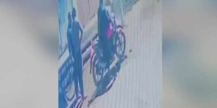 हाजीपुर में दवा दुकानदार से 1 लाख की लूट, थाने से सिर्फ 300 मीटर दूर वारदात को दिया अंजाम