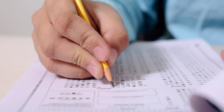 MP: बोर्ड एग्जाम के नाम पर ‘डिजिटल लूट’! टेलीग्राम पर 500 से 1000 में बिक रहे फर्जी पेपर