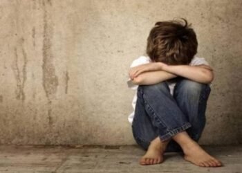 नाबालिग लड़के से रेप, विरोध किया तो दांत से काटा गाल…गांव के मुखिया पर लगे आरोप