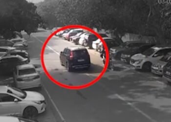 स्कॉर्पियो की तेज रफ्तार, हादसे के बाद भागते बहन-भाई… दिल्ली एक्सीडेंट का नया Video