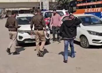 पोर्न की लत में पति ने किया विश्वासघात, कर दिया पत्नी का प्राइवेट वीडियो वायरल