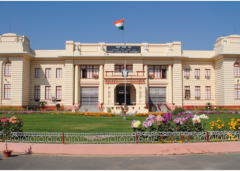 बिहार के 42 विधायकों पर लटकी तलवार, पटना हाई कोर्ट ने जारी किया नोटिस, जानकारी छुपाने से जुड़ा है मामला