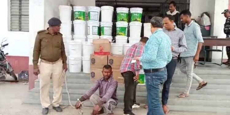 शराबबंदी वाले बिहार में बड़ी कार्रवाई… 4000 लीटर स्प्रिट जब्त, होली पर बननी थी 20 हजार लीटर शराब