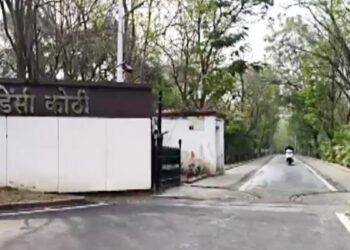 राज्यपाल की बेडशीट बदलने में हुई देरी… SDM से लेकर तहसीलदार तक रडार पर, हाउसकीपिंग एजेंसी की छुट्टी